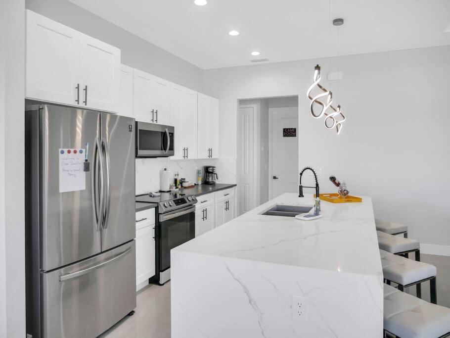 Casa Sevilla, Heated Pool, Sleeps 9, 4B3B Cape Coral Esterno foto