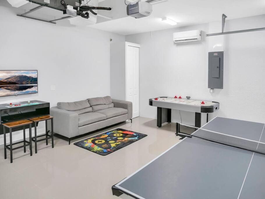 Casa Sevilla, Heated Pool, Sleeps 9, 4B3B Cape Coral Esterno foto