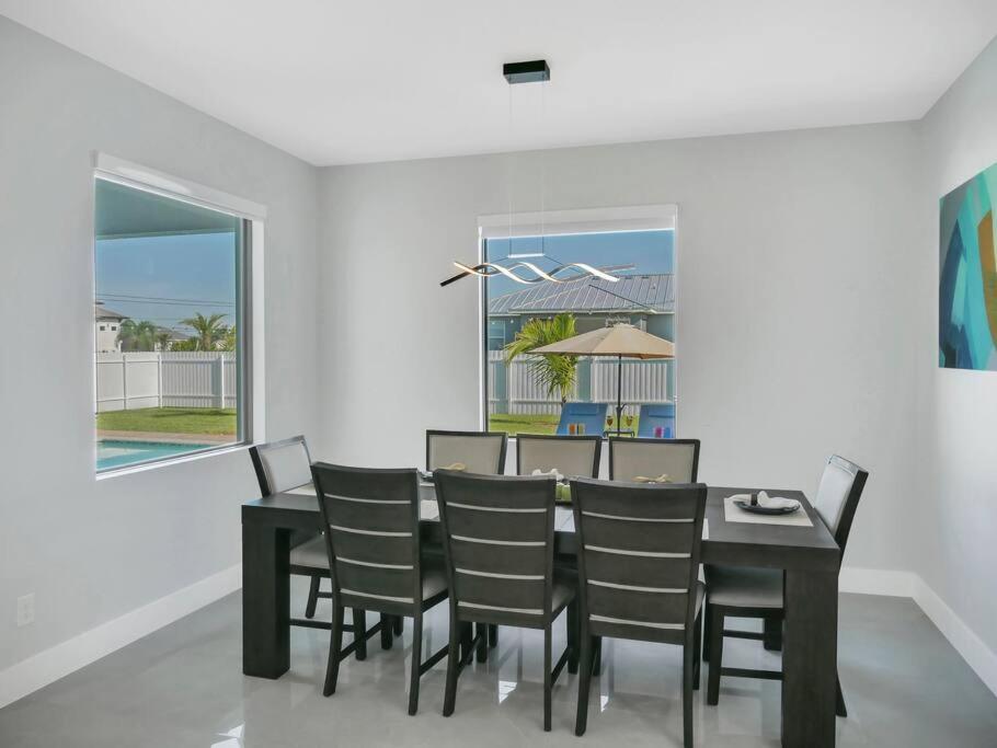 Casa Sevilla, Heated Pool, Sleeps 9, 4B3B Cape Coral Esterno foto
