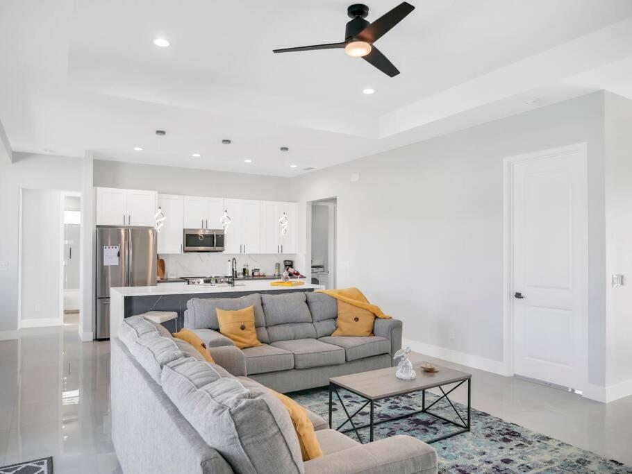 Casa Sevilla, Heated Pool, Sleeps 9, 4B3B Cape Coral Esterno foto